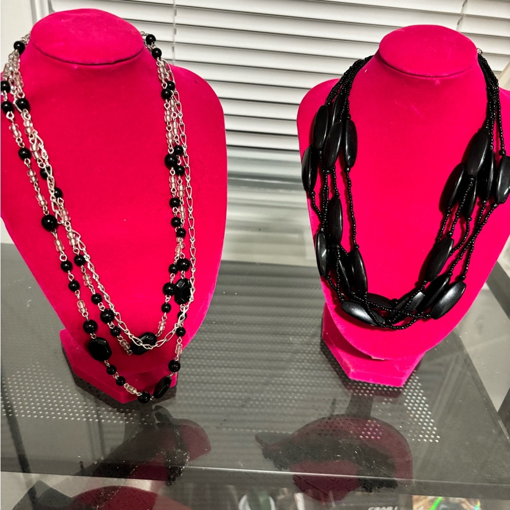 NY Collection Black and Silver Necklace Duo